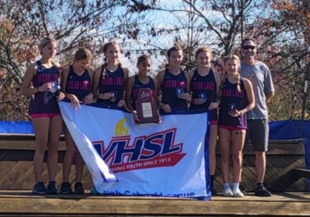 Ocean Lakes girls win Class 5 state cross country title. (Courtesy photo)