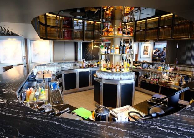 The Haven Lounge and Bar on NCL Viva is an exclusive area for guests of the suite enclave. (Photo by David Dickstein)